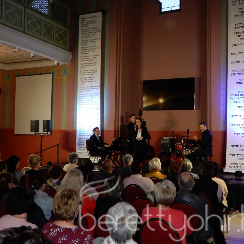 Kozma Orsi Quartet a Zsinagóga Kultúrtérben 30